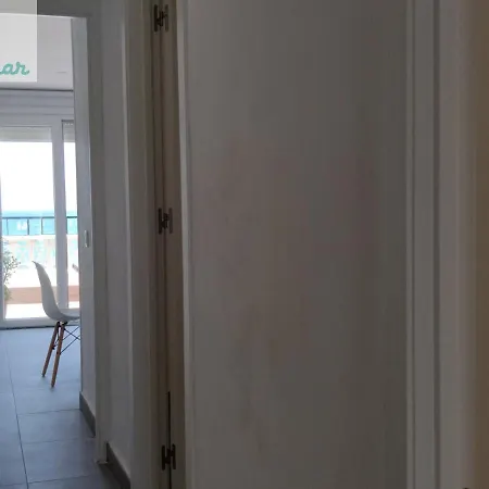 Atico Frente Al Mar Апартаменты *